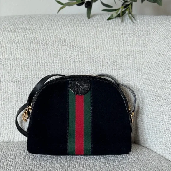 Black Gucci Crossbody Bag with Green and Red Stripe - Picture 4 of 9